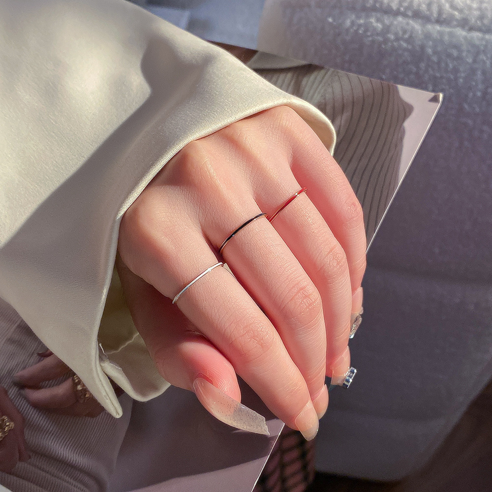 Wrap Ring Gold - Anel fino de titânio, cor ouro