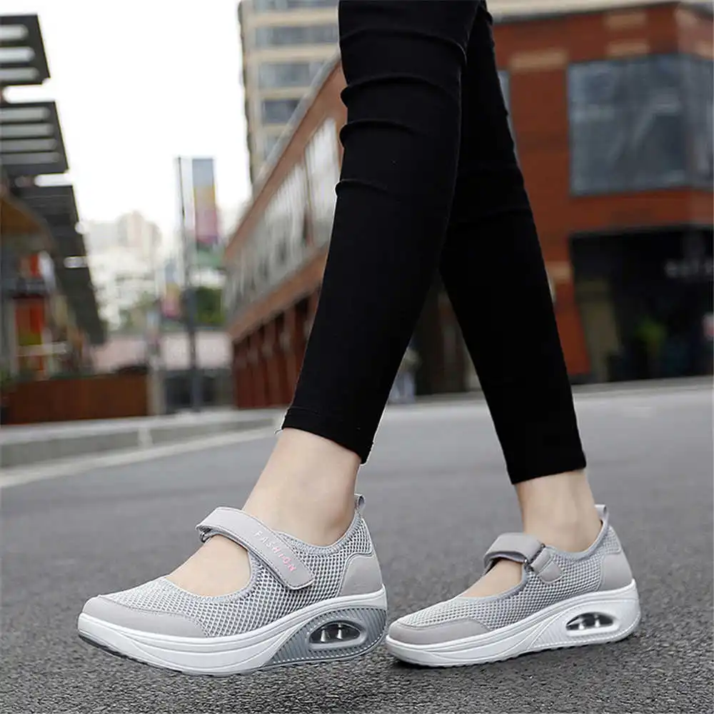 Women Accessories Brand Name - 36-41 demi-temporada tênis coloridos andando patins